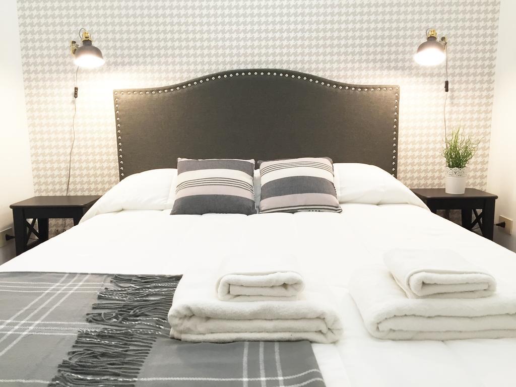 Inside Trastevere, Apt With Terrace Apartment Rom